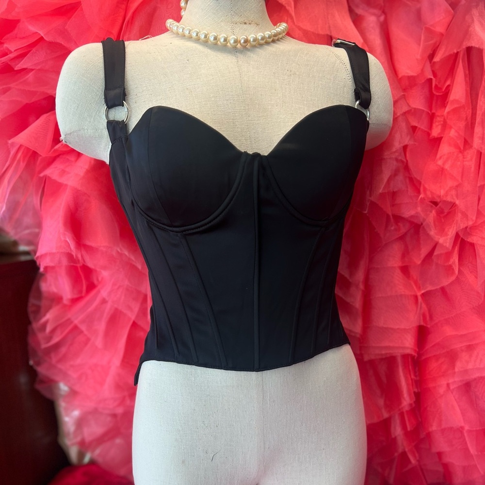 POSTER GIRL Elegant Black Corset Tank Top